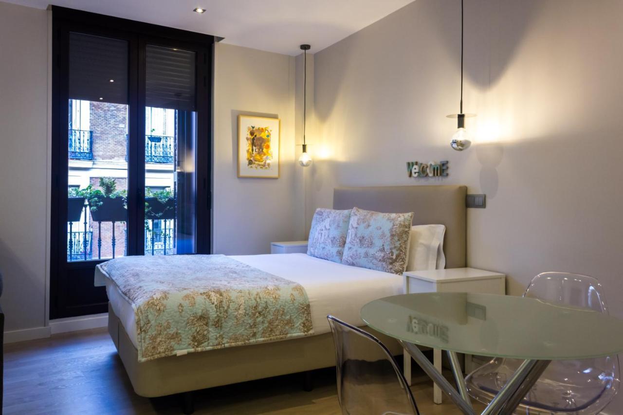 Arenal Suites Preciados Madrid Exteriör bild