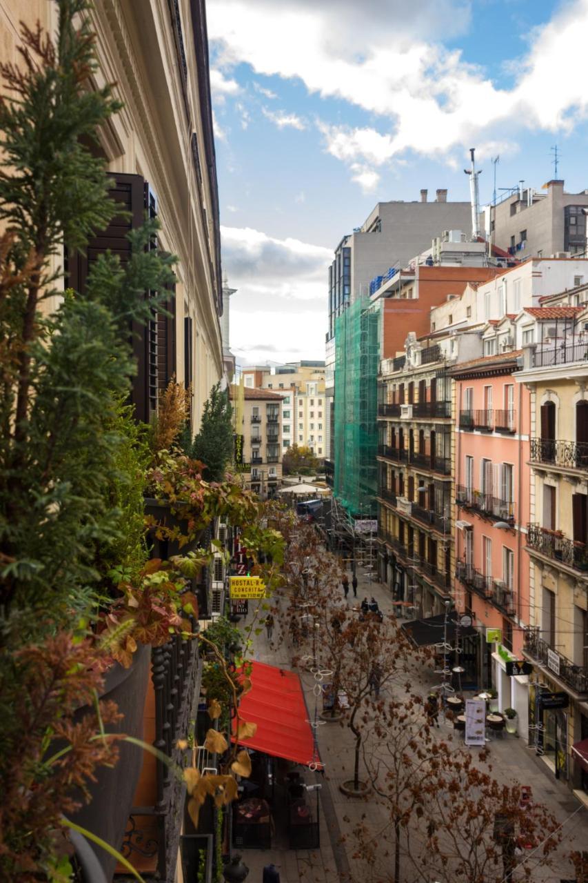 Arenal Suites Preciados Madrid Exteriör bild